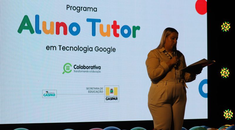 Aluno Tutor Google garante ensino tecnológico para 55 alunos da rede municipal